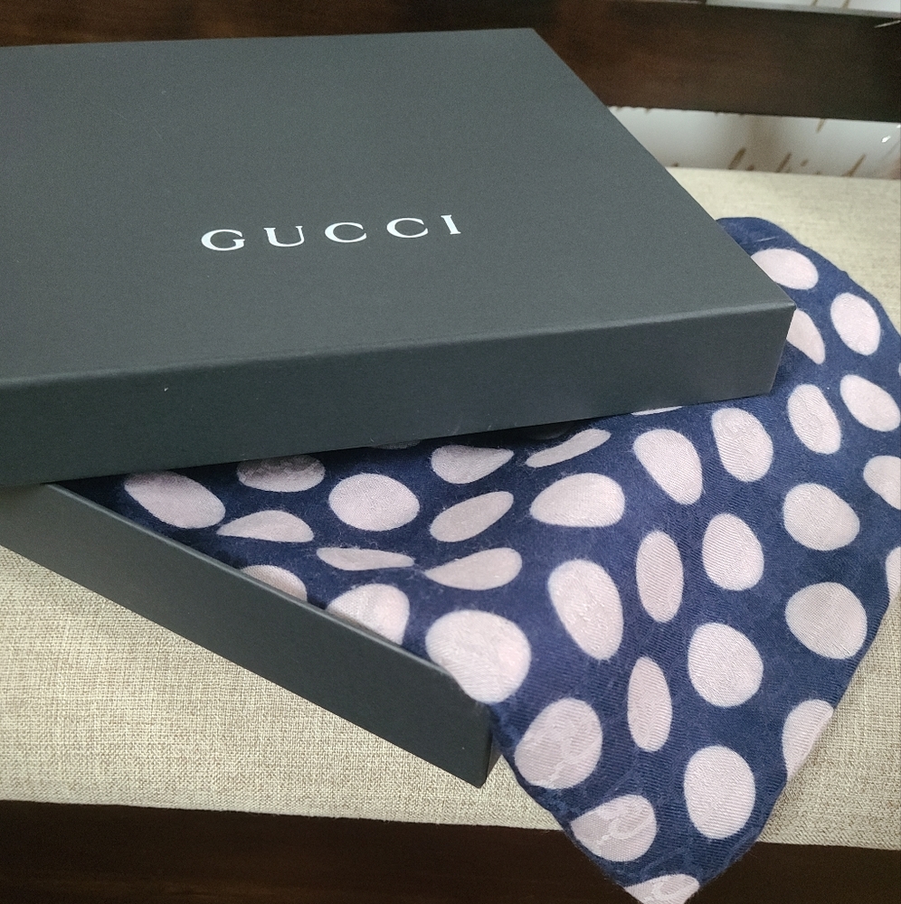 Authentic Gucci oblong scarf. Gently used